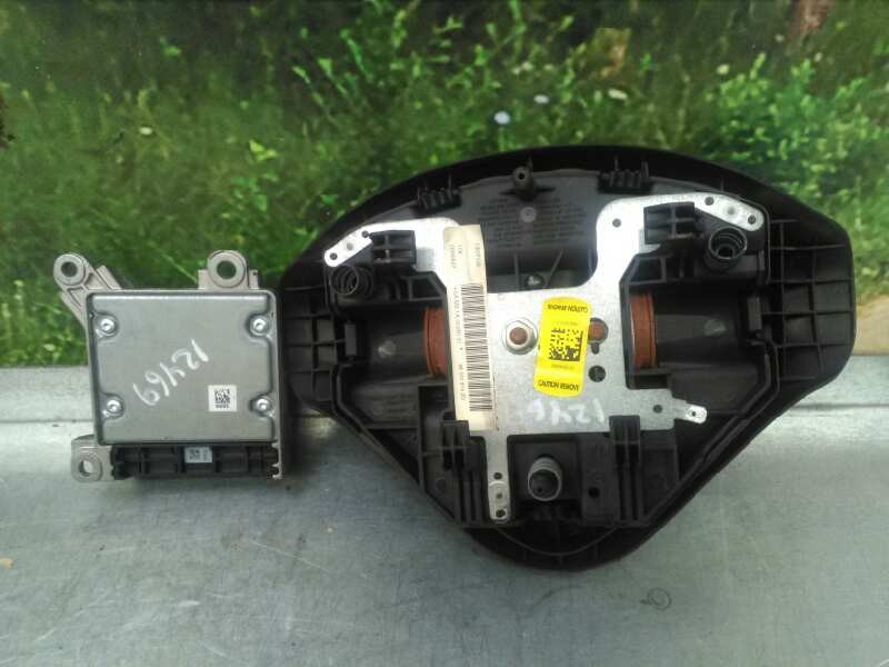 Recambio de airbag delantero izquierdo para peugeot 207 xs referencia OEM IAM 96500674ZD  