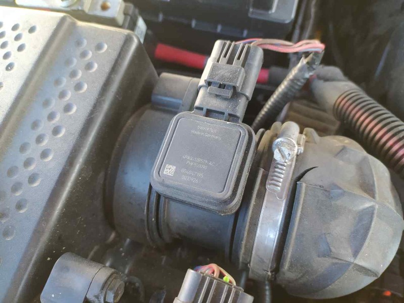 Recambio de caudalimetro para land rover range rover sport v8 td first edition referencia OEM IAM 4R8Q12B579AC  