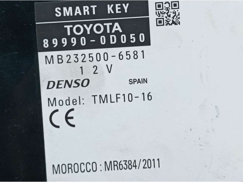 Recambio de modulo electronico para toyota yaris active hybrid referencia OEM IAM 899900D050 2325006581 DENSO