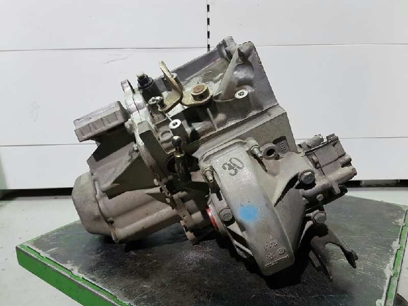 Recambio de caja cambios para peugeot 207 xs referencia OEM IAM 20DP27 0819241A 5VELOCIDADES