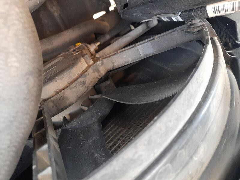 Recambio de electroventilador para renault megane iv hatchback (b9a/m/n_) 1.5 dci 90 (b9a1) referencia OEM IAM 214813939R  