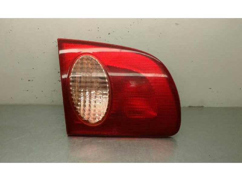 Recambio de piloto trasero izquierdo para toyota corolla (e11) 1.6 linea sol (4-ptas.) referencia OEM IAM   INTERIOR