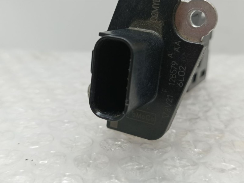 Recambio de caudalimetro para ford fiesta (ccn) st-line referencia OEM IAM 8V2112B579A  