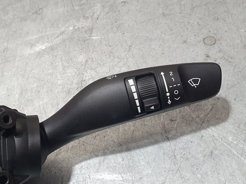 Recambio de mando luces y limpia para hyundai ioniq klass electro referencia OEM IAM 93404G2802  