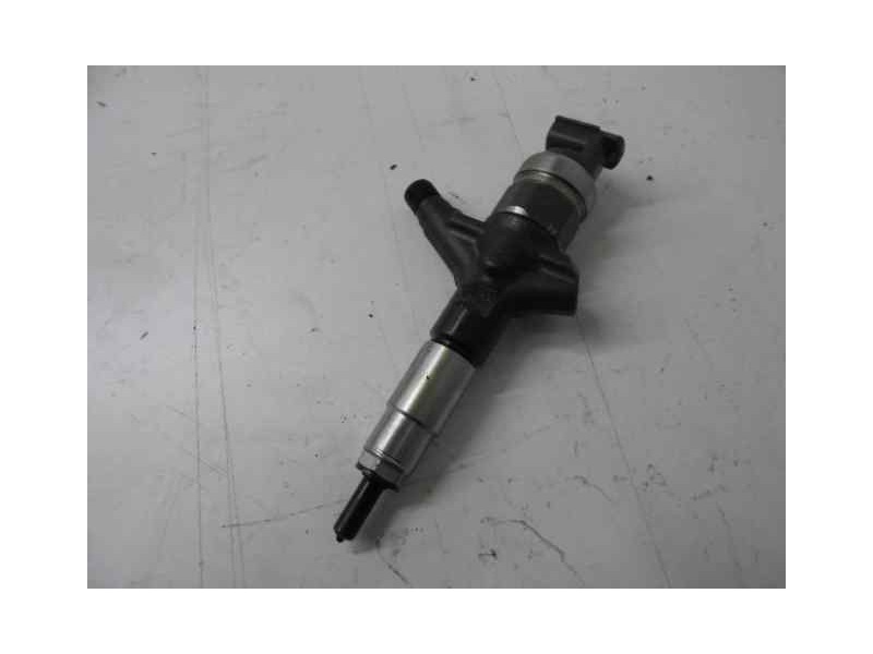 Recambio de inyector para subaru impreza g12 2.0 diesel cat referencia OEM IAM 16613AA020 7890 DENSO