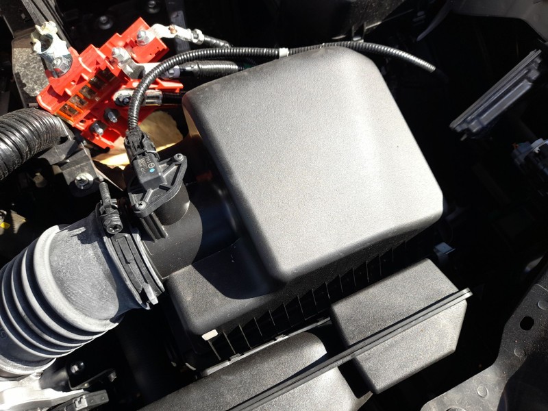 Recambio de carcasa filtro aire para mazda cx-30 (dm, dt, ed) skyactiv-g m hybrid referencia OEM IAM   