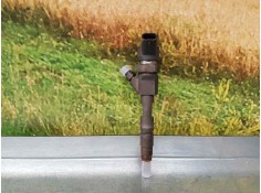 Recambio de inyector para renault scenic ii 1.9 dci diesel referencia OEM IAM 7700111014 0445110021 BOSCH