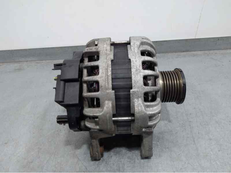 Recambio de alternador para dacia dokker abiance referencia OEM IAM 231001910R  BOSCH