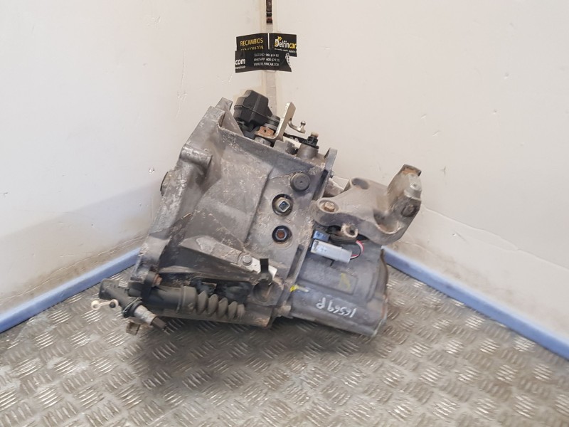 Recambio de caja cambios para opel combo furgoneta/monovolumen (k9) 1.5 d referencia OEM IAM 20V261 1633556380 6VELOCIDADES 1613