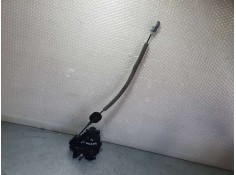 CERRADURA PUERTA TRASERA IZQUIERDA 825031538R 4 PINES