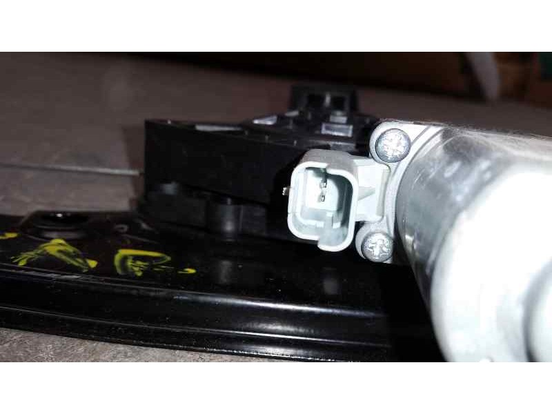 Recambio de elevalunas delantero derecho para nissan pulsar (c13) acenta referencia OEM IAM 807003ZL0B 2 PINS ELECTRICO