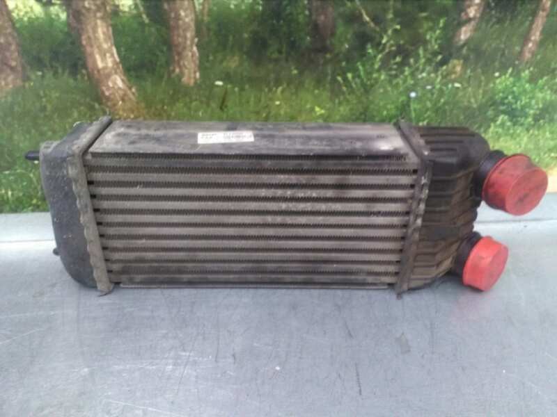 Recambio de intercooler para peugeot 207 xs referencia OEM IAM 9651184880 H1400 BEHR
