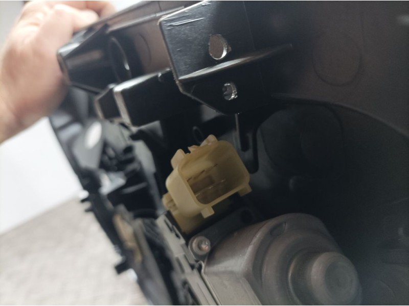 Recambio de elevalunas delantero izquierdo para ford fiesta (ccn) st-line referencia OEM IAM C1BBA045H17AB  ELECTRICO 6 PINS