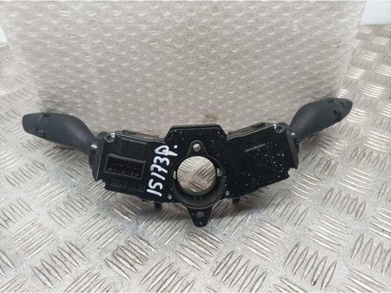 Recambio de mando luces y limpia para hyundai ioniq hybrid referencia OEM IAM 93403F2810  