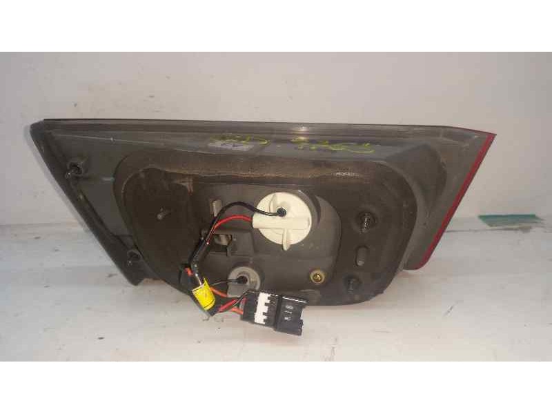 Recambio de piloto trasero derecho para hyundai sonata (nf) 2.0 crdi comfort i referencia OEM IAM 924023K010  INTERIOR