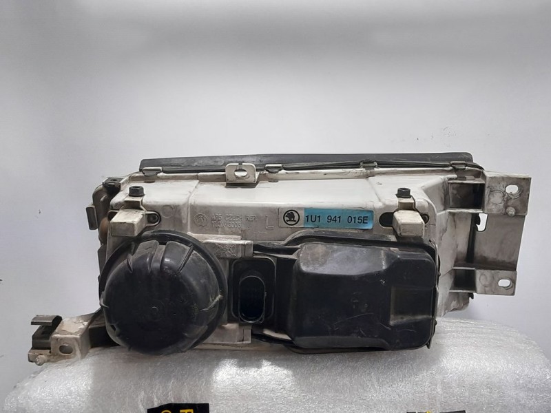 Recambio de faro izquierdo para skoda octavia berlina (1u2) elegance referencia OEM IAM 1U1941017P  