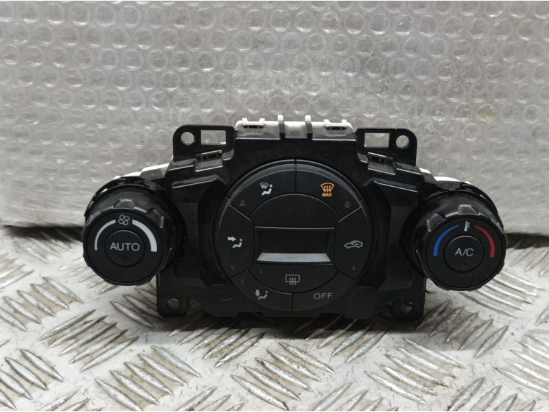 Recambio de mando climatizador para ford fiesta (ccn) st-line referencia OEM IAM C1BT18C612AF  