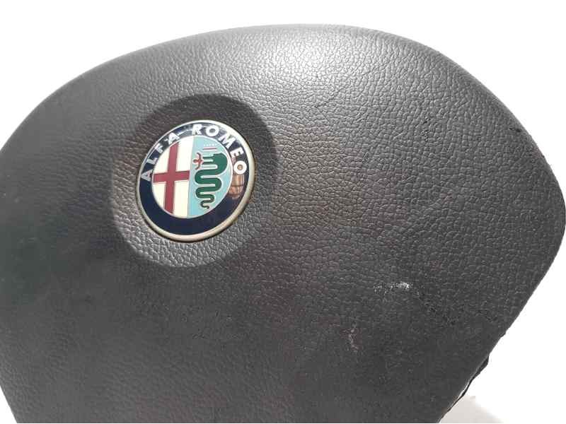 Recambio de kit airbag para alfa romeo mito (145) junior referencia OEM IAM  AIRBAG CONDUCTOR UN POCO ROZADO C/ SALPICADERO