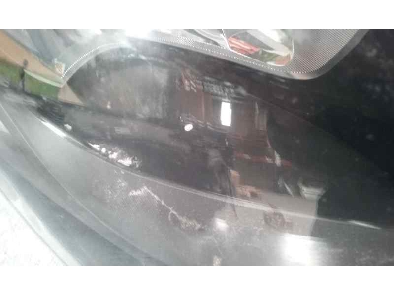Recambio de faro derecho para audi a1 (8x) referencia OEM IAM 8X0941004 TOCADO 