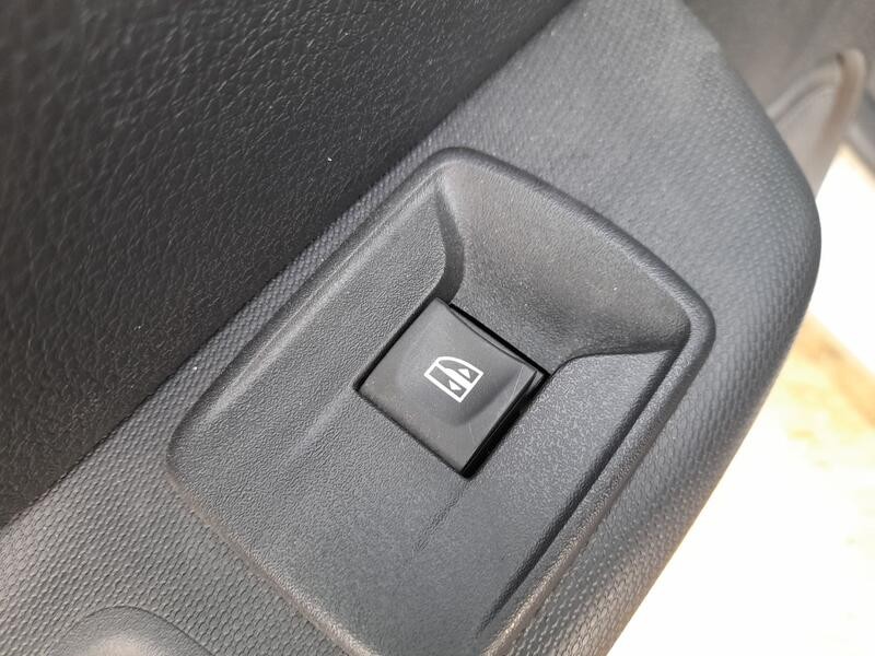 Recambio de mando elevalunas trasero izquierdo para dacia sandero ii (b8_) tce 90 lpg (b8m1) referencia OEM IAM 254217475R  