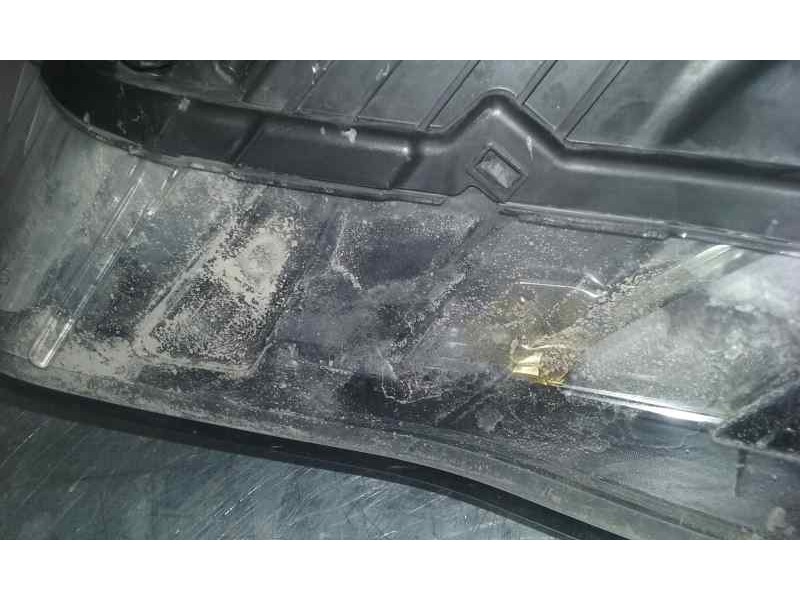 Recambio de faro derecho para audi a1 (8x) referencia OEM IAM 8X0941004 TOCADO 