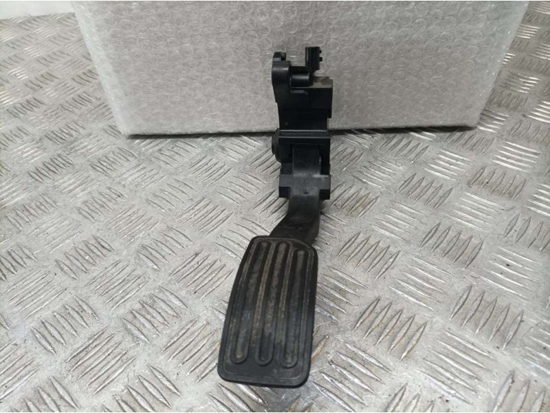 Recambio de potenciometro pedal para nissan pulsar (c13) acenta referencia OEM IAM 180023RA0B 02315B 
