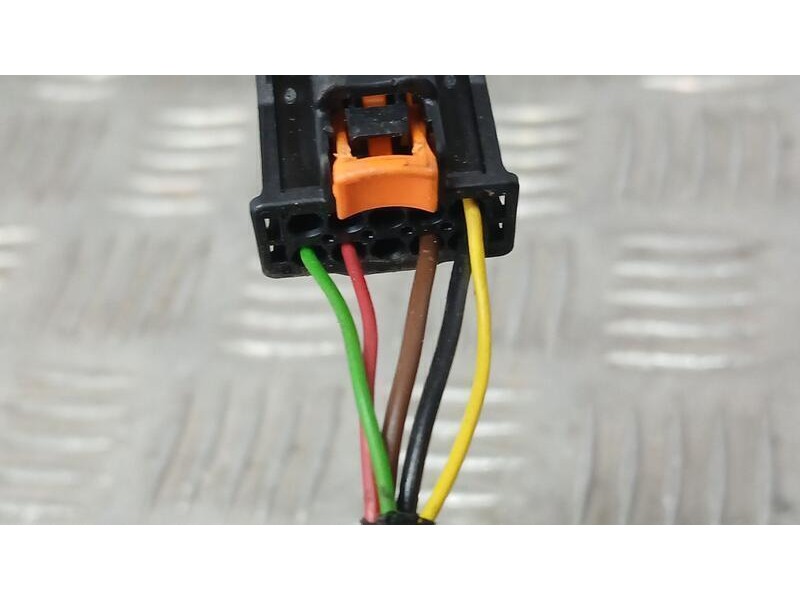 Recambio de retrovisor izquierdo para opel combo furgoneta/monovolumen (k9) 1.5 d referencia OEM IAM 98526850TX ELECTRICO ROZADO