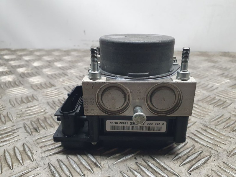 Recambio de abs para renault clio iii authentique referencia OEM IAM 8200747140 0265232077 