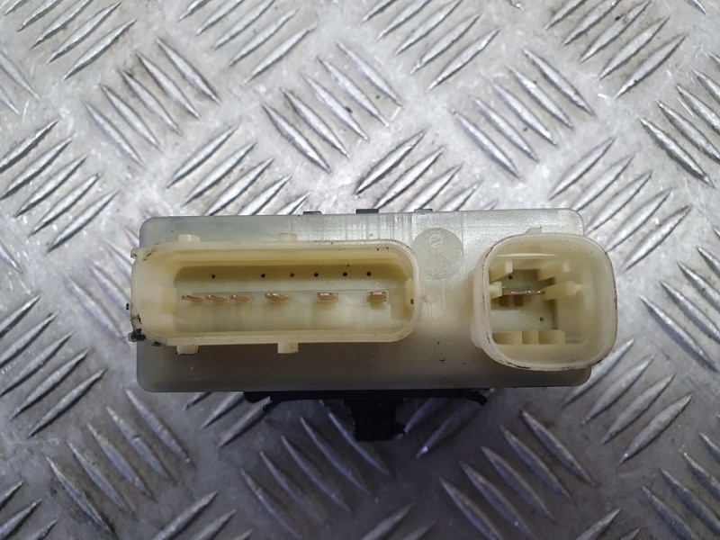 Recambio de rele para citroën c3 aircross c-series referencia OEM IAM 9852021180  