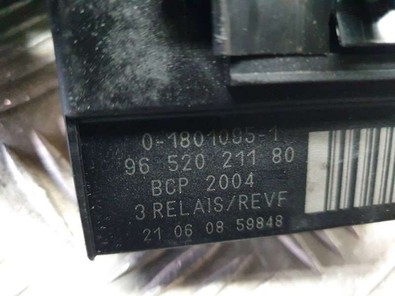 Recambio de rele para citroën c3 aircross c-series referencia OEM IAM 9852021180  