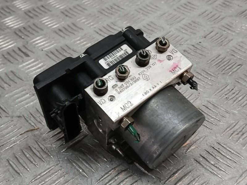 Recambio de abs para renault clio ii fase ii (b/cb0) authentique referencia OEM IAM 8200229137 0265231333 BOSCH