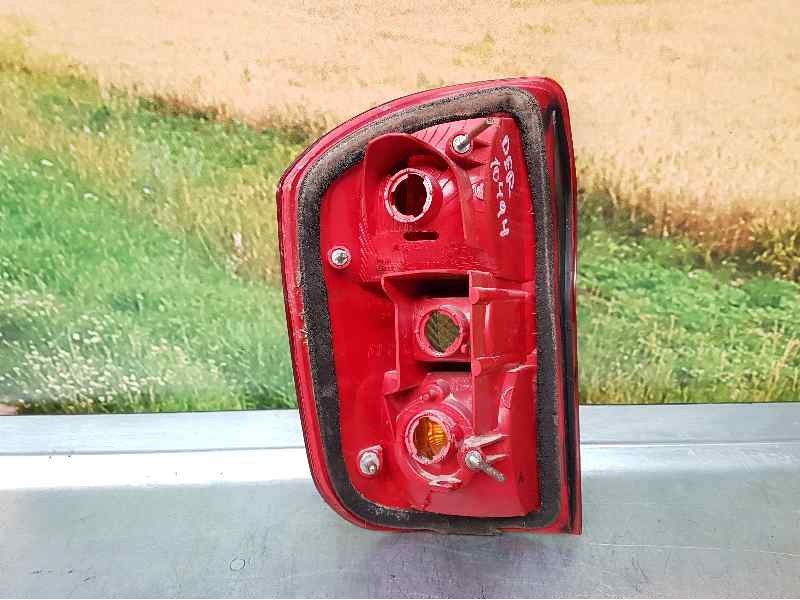 Recambio de piloto trasero derecho para toyota rav 4 (a2) 2.0 sol 44x (2003) referencia OEM IAM   INUNDADO