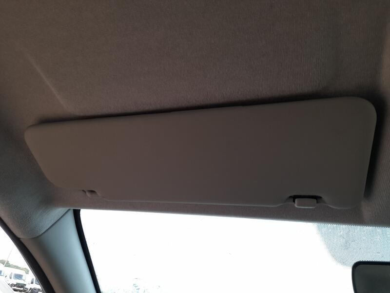 Recambio de parasol izquierdo para dacia sandero ii (b8_) tce 90 lpg (b8m1) referencia OEM IAM 964010723R  