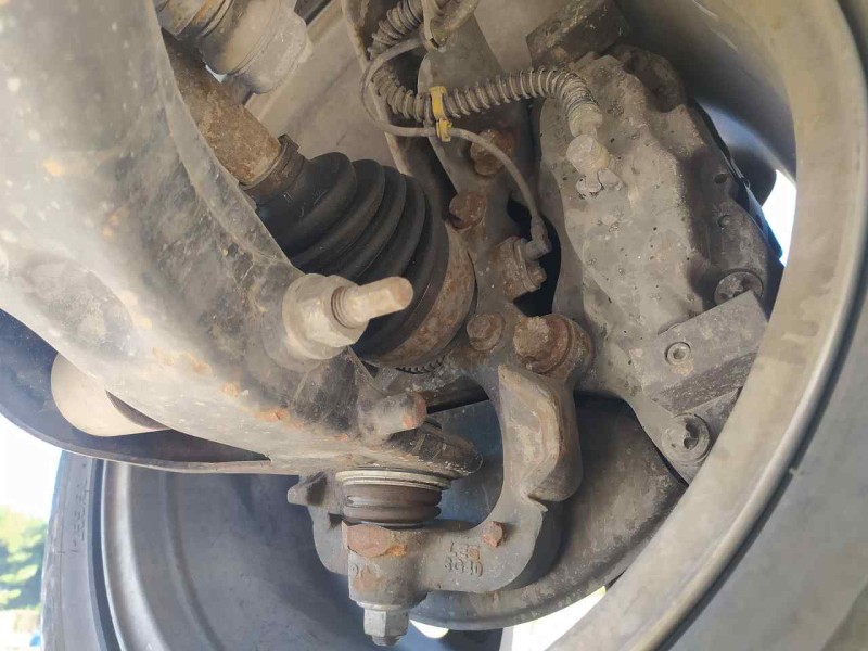 Recambio de mangueta delantera derecha para land rover range rover sport v8 td first edition referencia OEM IAM RUB500120  