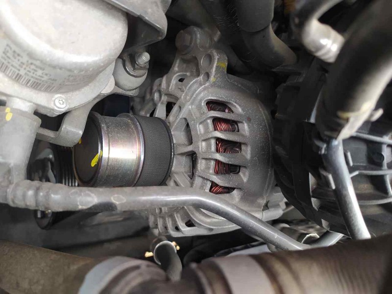 Recambio de alternador para seat ibiza (kj1) style referencia OEM IAM 04E903015GX  