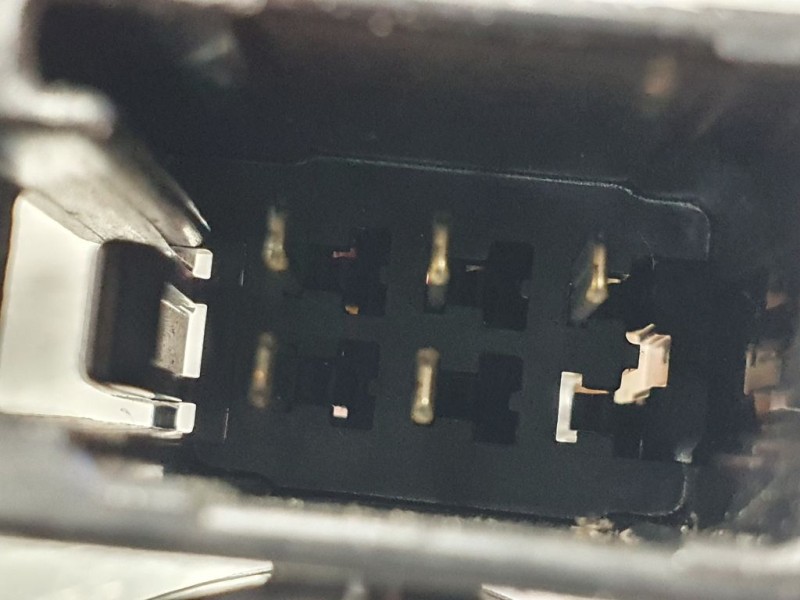 Recambio de elevalunas delantero derecho para toyota previa (r30) 2.0 d-4d linea sol referencia OEM IAM 8571028100 5 PINS ELECTR