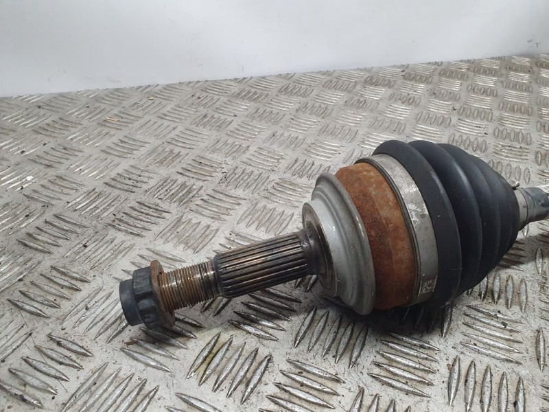 Recambio de transmision delantera izquierda para toyota yaris hsd city referencia OEM IAM 434200D411A 10257756 