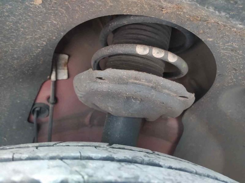 Recambio de amortiguador delantero derecho para seat ibiza (kj1) style referencia OEM IAM 2Q0413031BF  