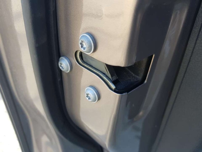 Recambio de cerradura puerta delantera izquierda para dr 5.0 special referencia OEM IAM   