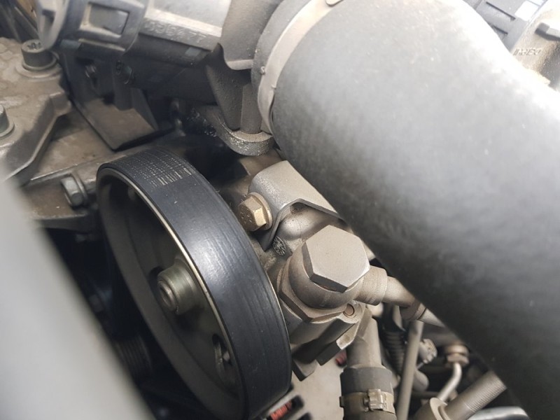 Recambio de bomba direccion para citroën c5 berlina attraction referencia OEM IAM 9656405380 7617955538 ZF