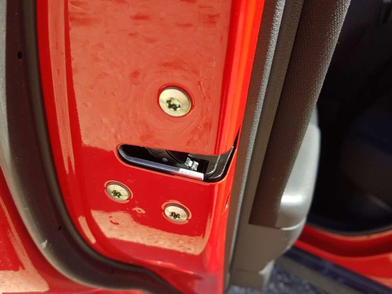 Recambio de cerradura puerta trasera izquierda para hyundai kona klass hybrid 2wd referencia OEM IAM 81410J9500  