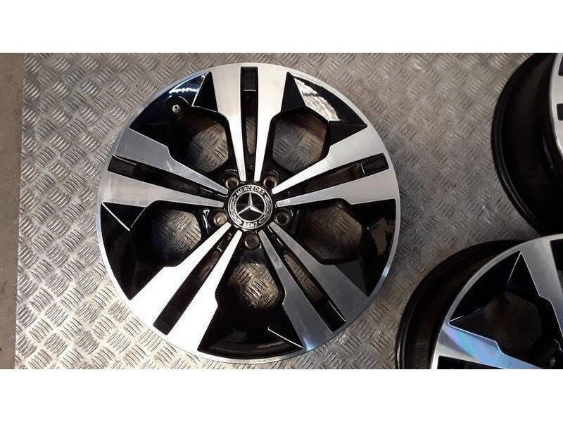 Recambio de juego llantas aluminio para mercedes-benz gla (h247) gla 200 d (247.712) referencia OEM IAM 7.5X18 5 TORN ET53 ALUMI