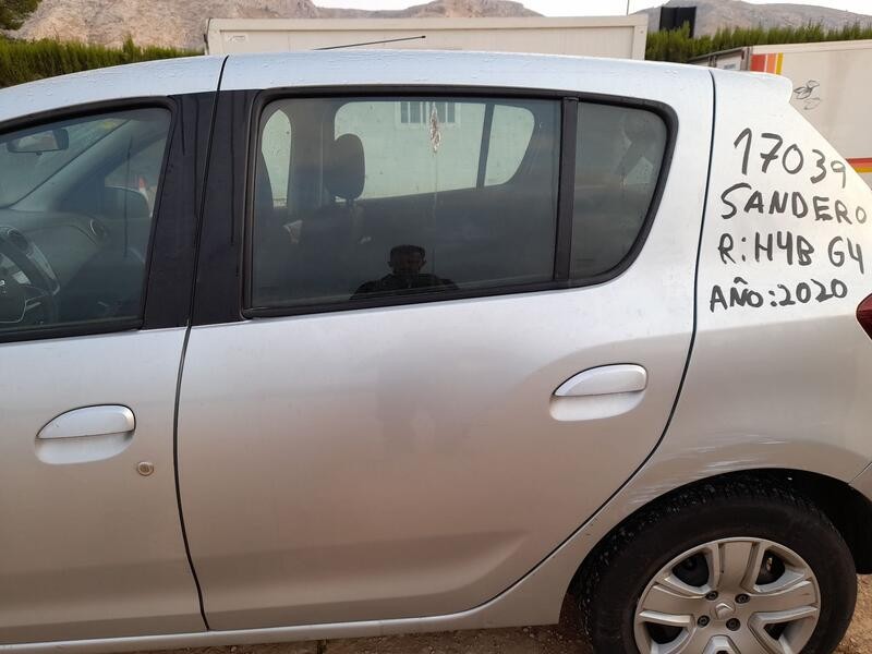 Recambio de puerta trasera izquierda para dacia sandero ii (b8_) tce 90 lpg (b8m1) referencia OEM IAM 821017625R  