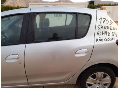 PUERTA TRASERA IZQUIERDA 821017625R 