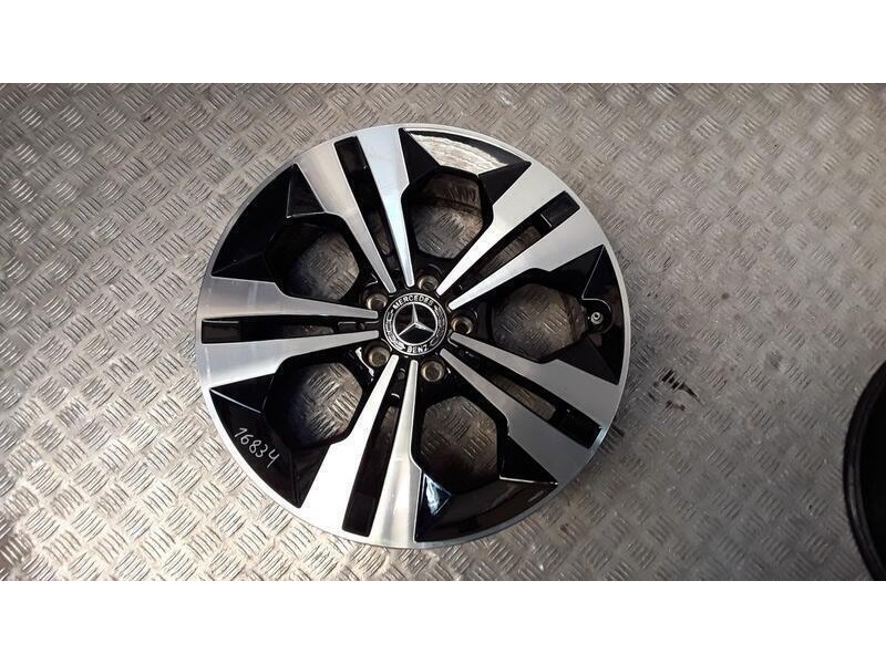 Recambio de juego llantas aluminio para mercedes-benz gla (h247) gla 200 d (247.712) referencia OEM IAM 7.5X18 5 TORN ET53 ALUMI