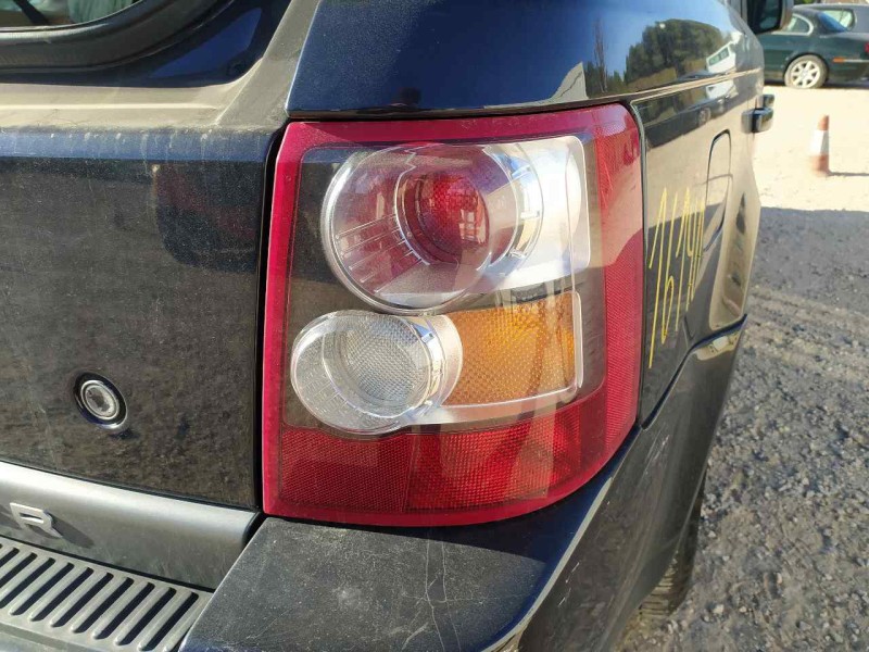 Recambio de piloto trasero derecho para land rover range rover sport v8 td first edition referencia OEM IAM LR162965  