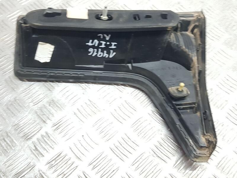 Recambio de piloto trasero izquierdo para citroën c5 berlina attraction referencia OEM IAM 6350V4  INTERIOR