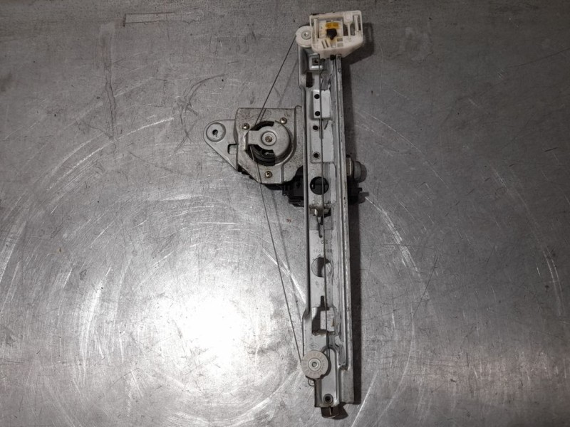 Recambio de elevalunas trasero izquierdo para renault megane ii berlina 5p authentique referencia OEM IAM  6 PINES ELECTRICO