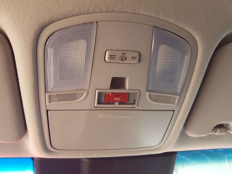 Recambio de luz interior para hyundai kona klass hybrid 2wd referencia OEM IAM 92800J9000  