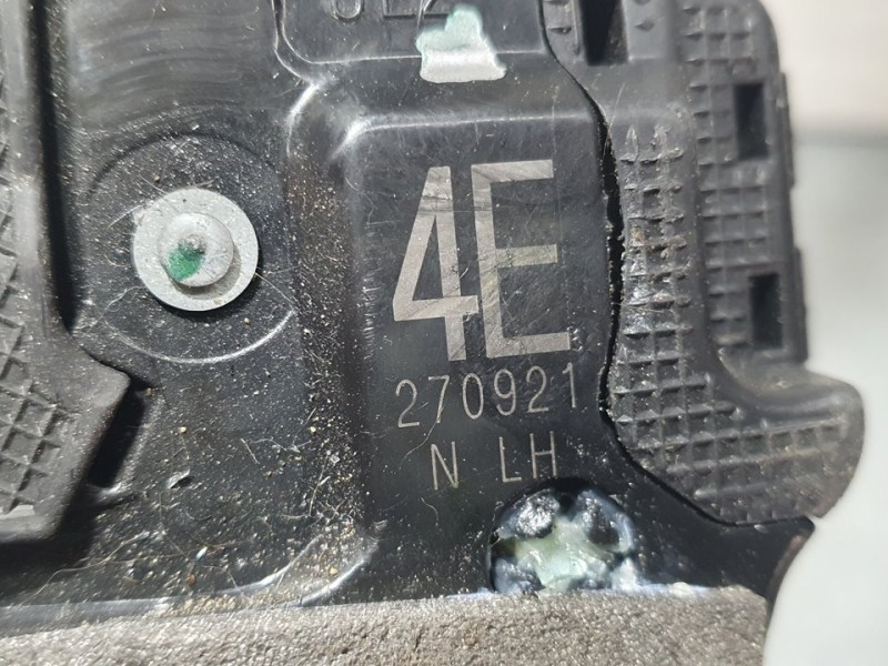 Recambio de cerradura puerta trasera izquierda para toyota corolla (e21) hybrid active referencia OEM IAM SIN REF  4 PINES